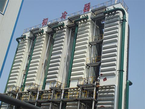 小编带你了解初冷器泄露检查方法。